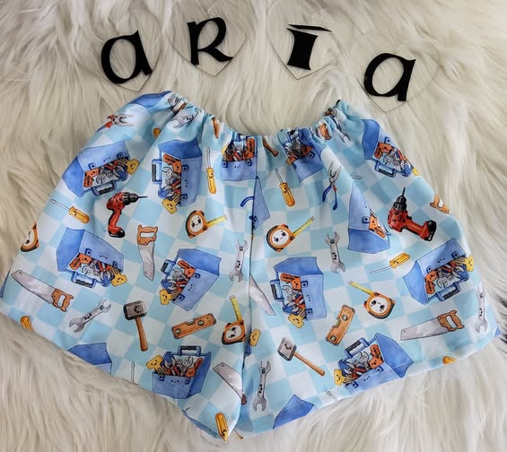 'Dads Helper' Simple Shorts Size 2