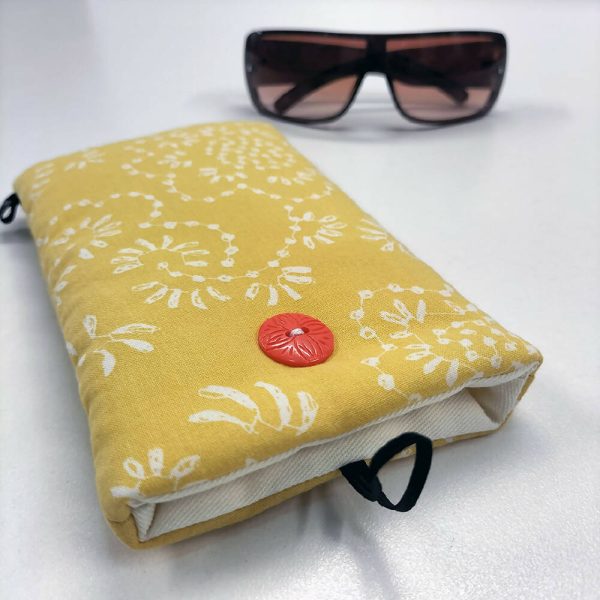 Sunglass case protector, eyewear case