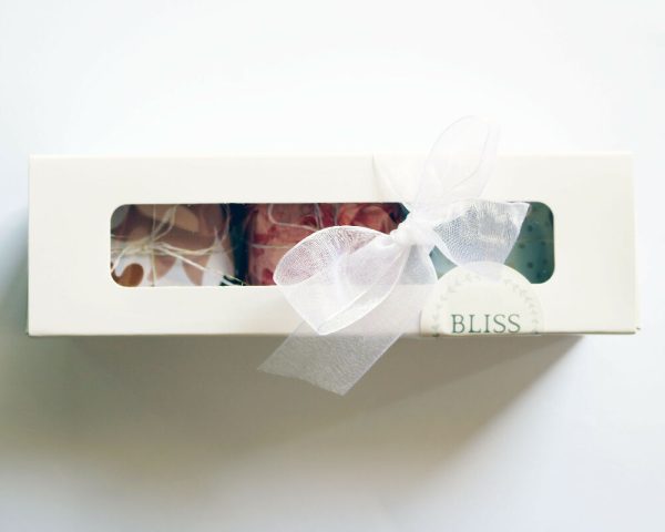 Bath Bomb Gift Box | 3 Luxurious Bath Bombs | Spoil Yourself