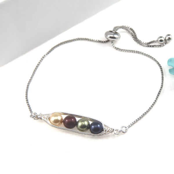 Four Peas in a Pod Silver Birthstone Bolo Bracelet