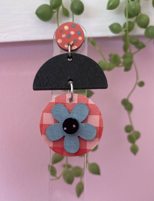 Flower drop earrings